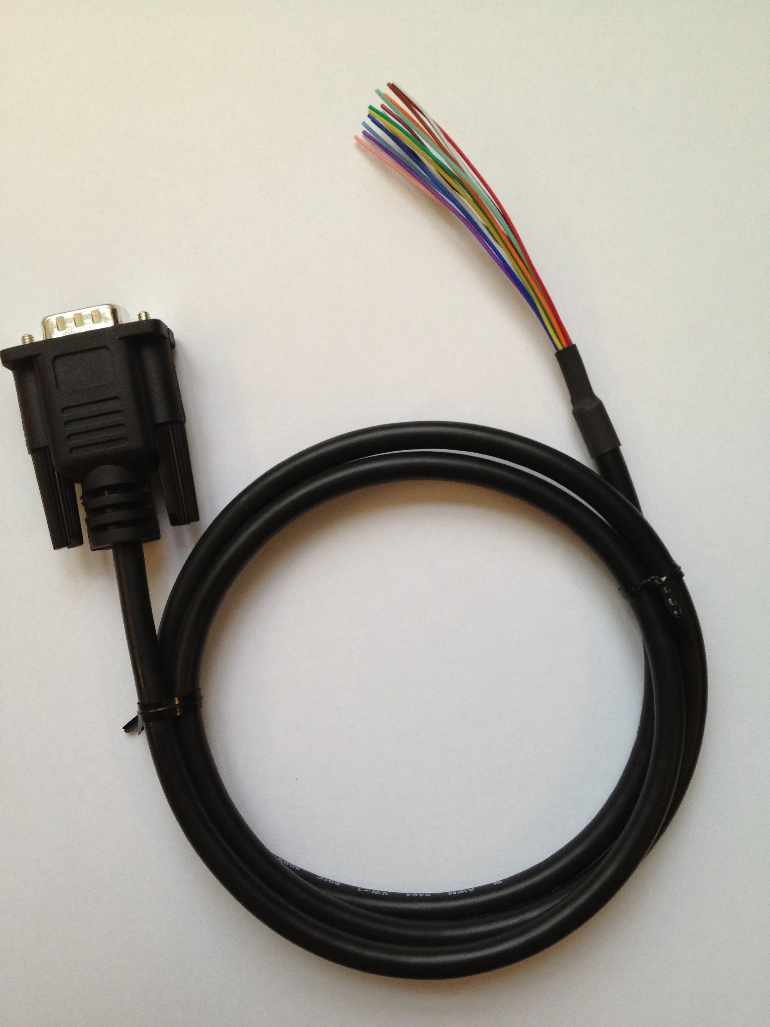 Illustration for CABLE-15-1M/2M Pinout and Color Codes
