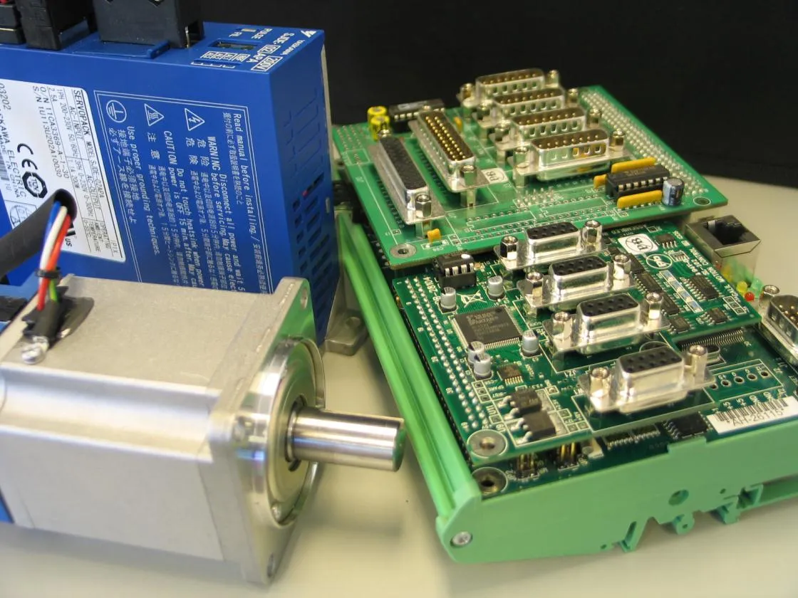 Illustration for Connecting a Yaskawa Junma Servo Motor & Drive to a Galil Controller